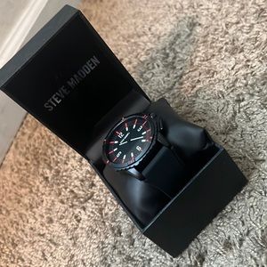 Steve Madden Mens Watch With Red Design